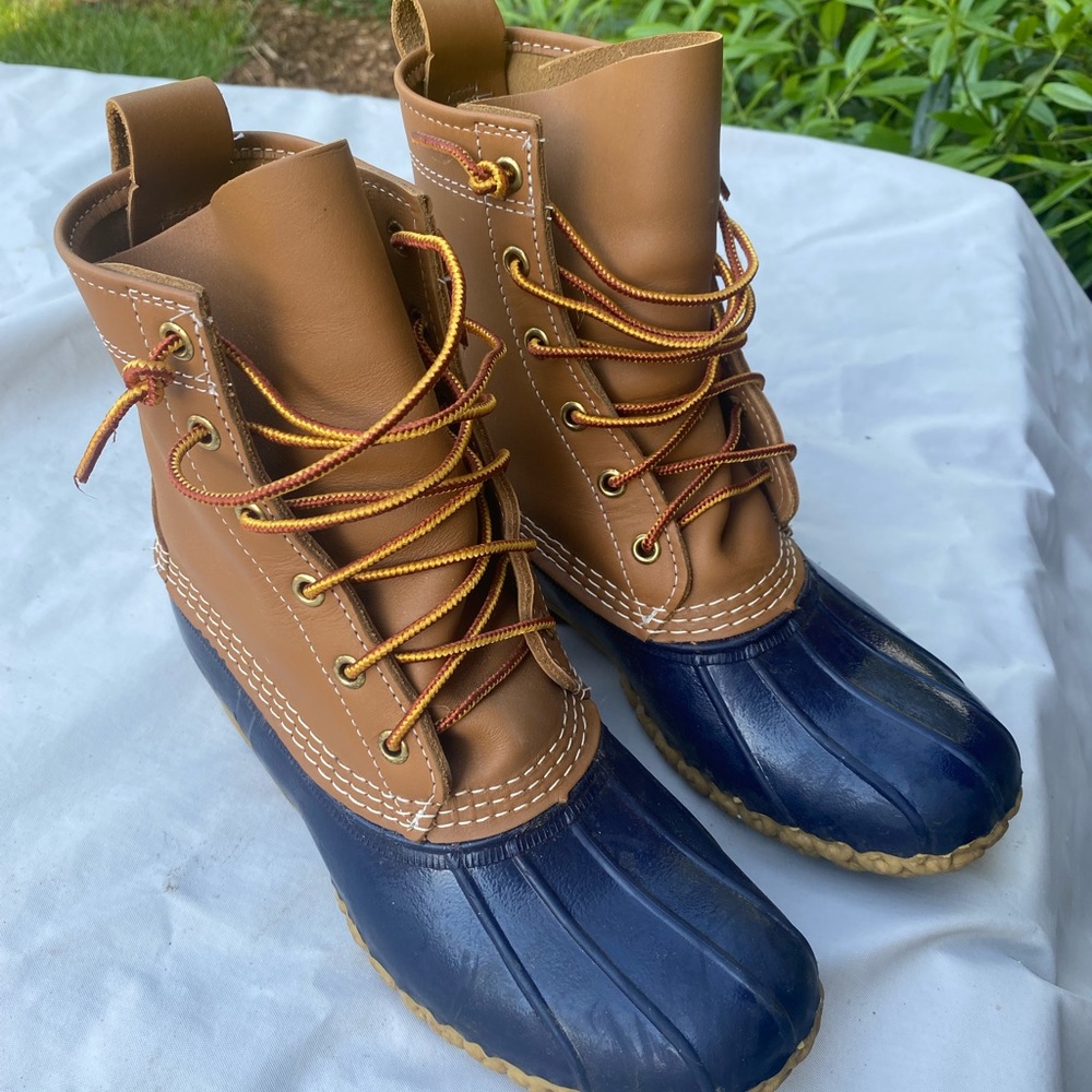 TAN/NAVY L.L. Bean Duck Boots